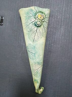 Hand Crafted Green Leaf Embossed Wall Pocket